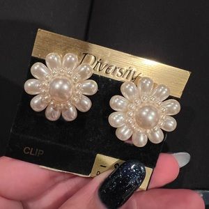 Vintage Diversity Pearl Flower Clip On Earrings